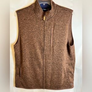 Crown and Ivy Sweater Fleece Vest. Size Men’s large. Brown.